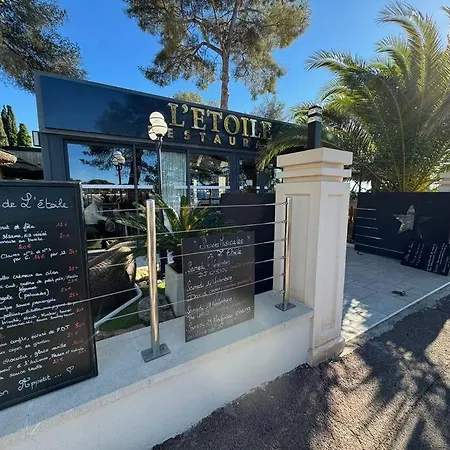 Rez-jardin Renove A Saint-raphael, Cote D'azur *