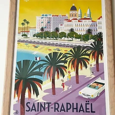 公寓 Rez-jardin Renove A Saint-raphael, Cote D'azur *