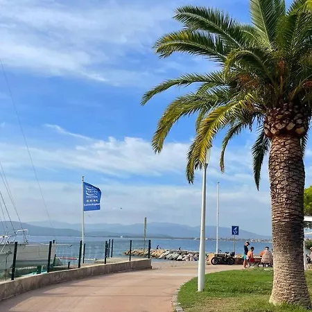 Rez-jardin Renove A Saint-raphael, Cote D'azur Saint-Raphael (Var)